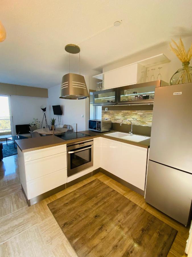 Appartement Cote D'Azur Plage - Piscine - Tennis Villeneuve-Loubet Dış mekan fotoğraf
