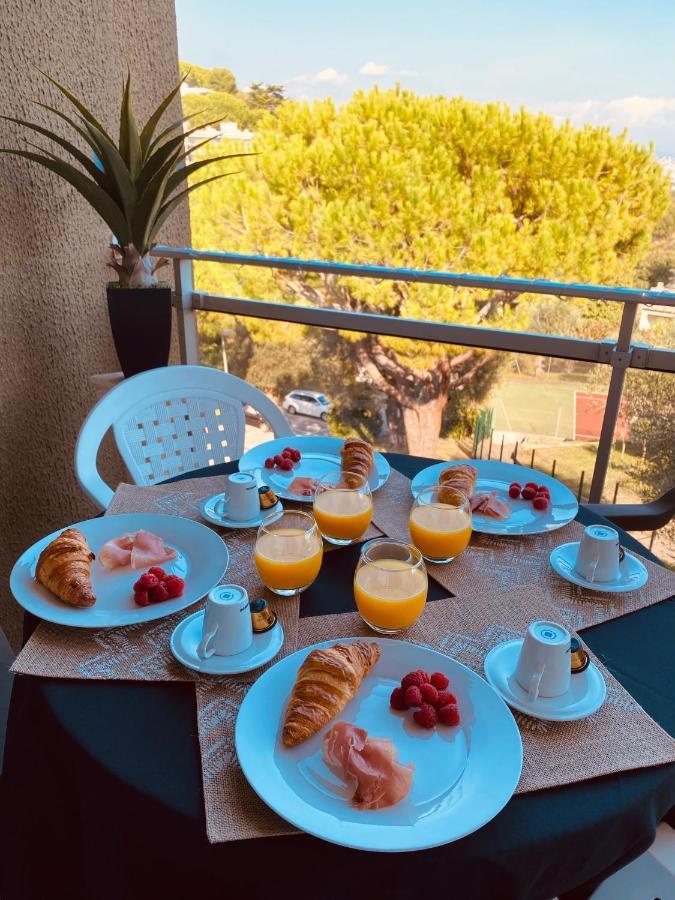 Appartement Cote D'Azur Plage - Piscine - Tennis Villeneuve-Loubet Dış mekan fotoğraf